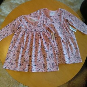 Nwt 2 old navy 6-12 month dresses